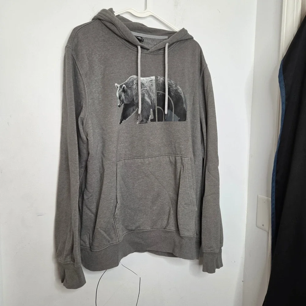 The North Face Mens Gray Grizzly Bear Logo Graphic Pullover Hoodie XL
